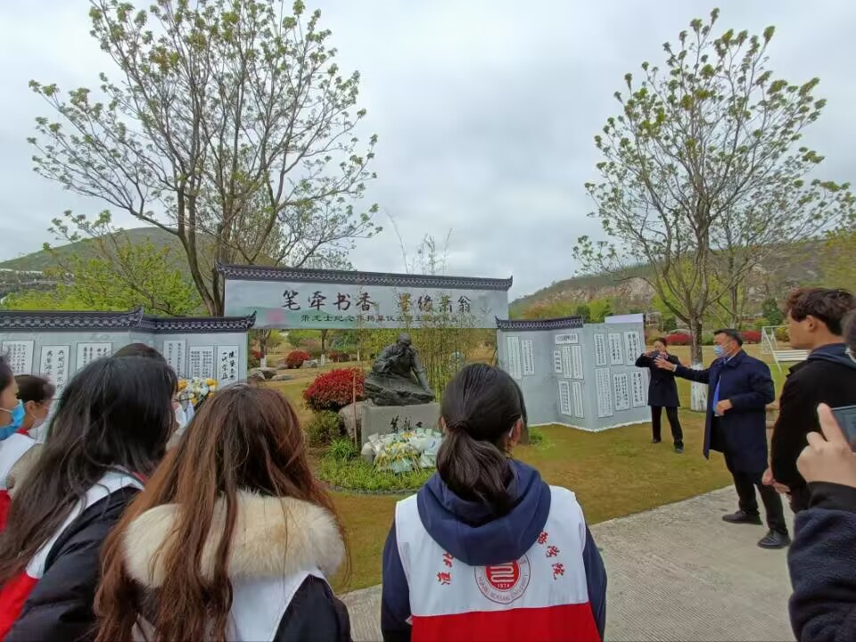 930ef3bb8a7643beb913ab2ac3e8d36f.jpg 930ef3bb8a7643beb913ab2ac3e8d36f.jpg