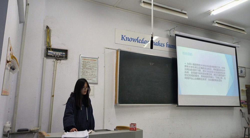 5e12b0a743914f17bfaa2a85b15f2441.jpg 5e12b0a743914f17bfaa2a85b15f2441.jpg